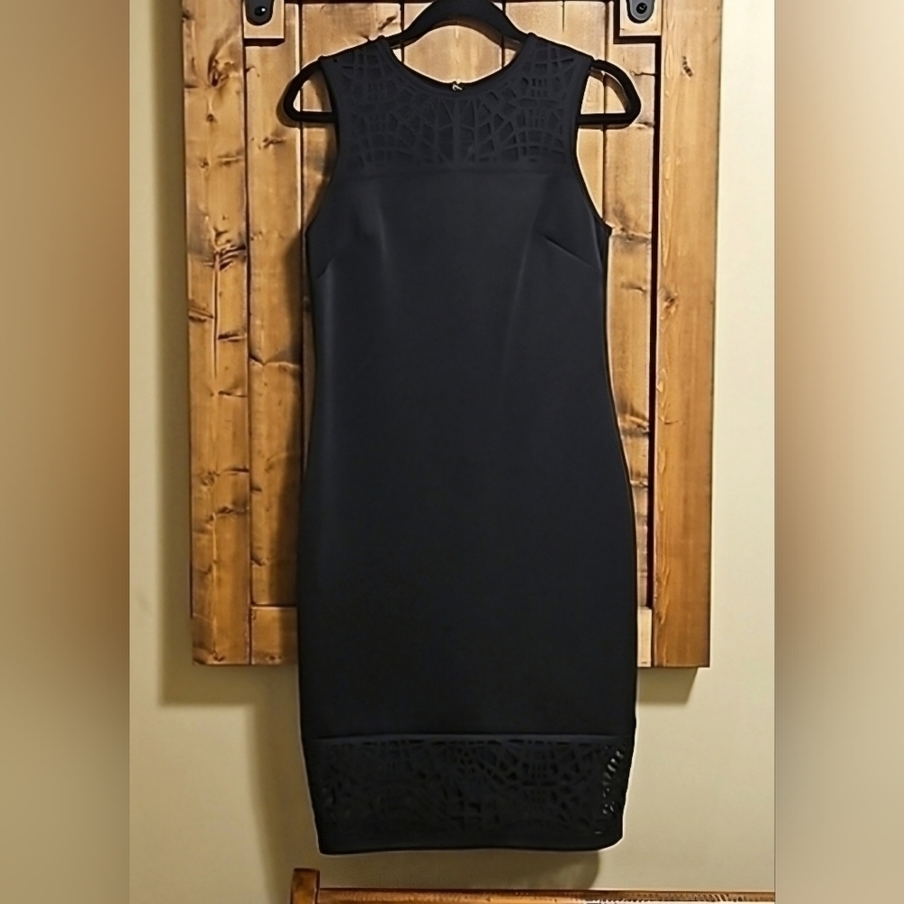 Thalia Sodi Black Laser Cut Scuba Stretch Sheath Dress Size Small
